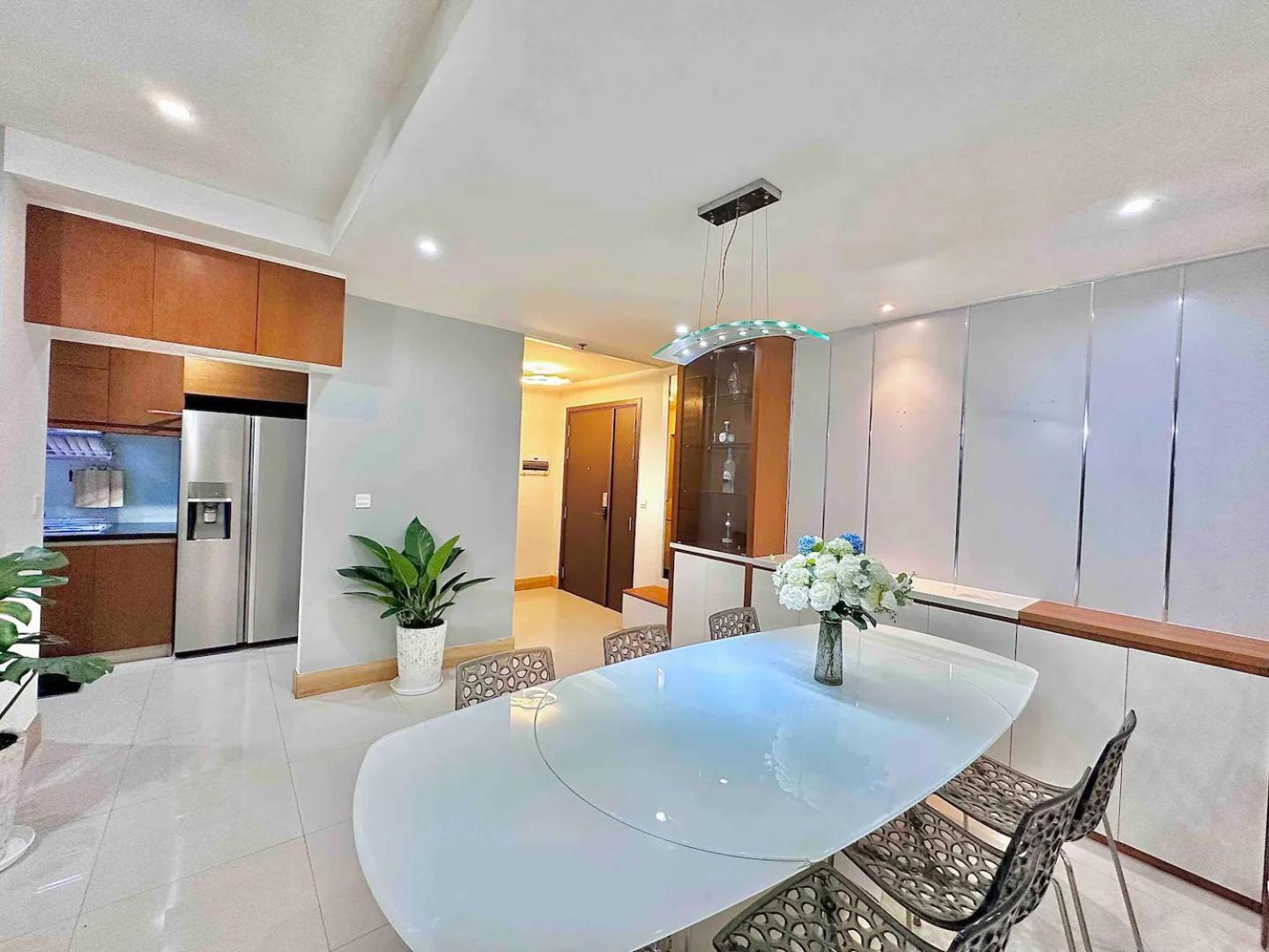 Summerset Apartment- Rivergate District 1 *